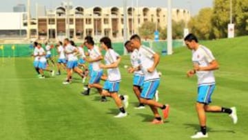 La Selección Colombia realizó este sábado su primer entrenamiento en Abu Dhabi.