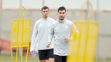 Alcaraz y Trigueros durante un entrenamiento.