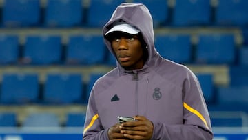 Soccer Football - LaLiga - Deportivo Alaves v Real Madrid - Estadio Mendizorroza, Vitoria-Gasteiz, Spain - December 21, 2023 Real Madrid's Aurelien Tchouameni on the pitch before the match REUTERS/Vincent West