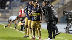 La locura se toma el fútbol chileno: 30 técnicos cesados