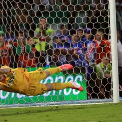 Nacional confirma que Armani es nuevo arquero de River Plate