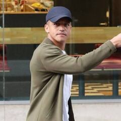 Alexis pide la '7' y el United pagaría la mitad de su sueldo