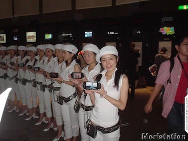 [TGS] Las Azafatas del Tokyo Game Show 2004