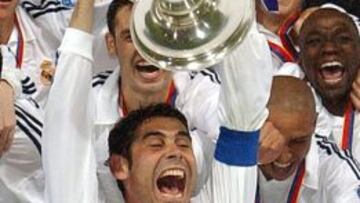 Hierro es un símbolo del Real Madrid con 27 años de fútbol