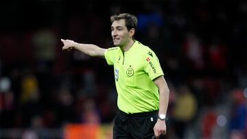 Ricardo de Burgos Bengoetxea es el encargado de dirigir el Clásico de este próximo domingo.