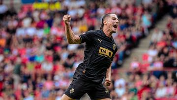 Canós celebra su gol.