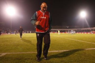 En el primer semestre de 2011 Juan Manuel Llop llegó a Santiago Wanderers pero tan sólo cosechó 19 unidades en el torneo, dejando a los caturros en el puesto 14. Fue despedido tras perder en la primera fecha del Clausura. Hoy dirige a Jorge Wilstermann de Bolivia.