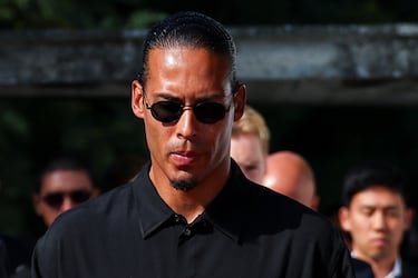 Virgil van Dijk el día de la ceremonia fúnebre del futbolista portugués del Liverpool Diogo Jota y su hermano André Silva.