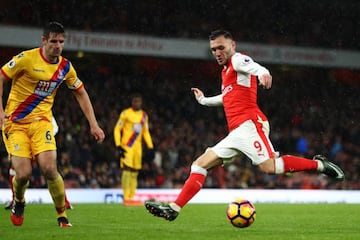 Lucas Pérez in action for Arsenal in January