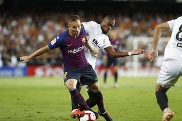 Arthur y Kondogbia.