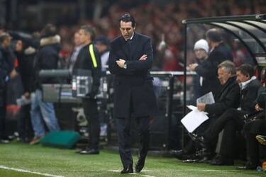 PSG: Kluivert on the verge of replacing Emery with Van Gaal