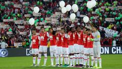 Santa Fe: Homenaje a 'Chape' y paso a semifinal en El Campín