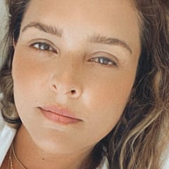 ¿Cuál es el estado de salud Grettell Valdez, tras su cirugía en el dedo pulgar?