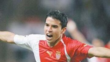 <b>EFICACIA. </b>Saviola, con el Mónaco; la próxima temporada podría ser jugador del Mallorca.