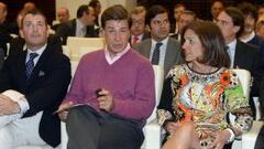 Cayetano Mart&iacute;nez de Irujo y la alcaldesa madrile&ntilde;a Ana Botella en la presentaci&oacute;n del Gran Premio de Madrid.