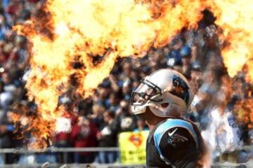 Aquí el poster de Mad Cam: Fury Road, que es más o menos lo que está siendo la temporada de los Panthers. Su nueva víctima, los Redskins del anterior pimpollo.