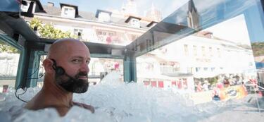 Nuevo récord del mundo de permanencia en hielo