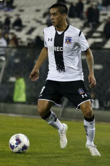 Colo Colo superó por 4-2 a Ñublense en el Estadio Monumental.