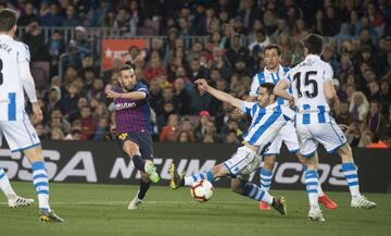 Jordi Alba anotó el 2-1.