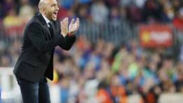 Abelardo, en el Camp Nou.