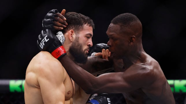 Imavov pone fin a la era de Adesanya