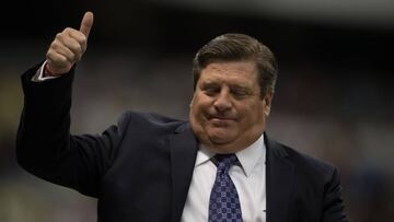 El técnico del América expresó que a sus dirigidos les faltó contundencia y aceptó que la expulsión de Giménez fue clave para manejar el encuentro.