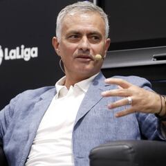 Mourinho: "Messi me ha convertido en mejor entrenador"