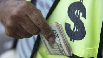 Dólar en Perú: por qué se desplomó y cuál es el tipo de cambio