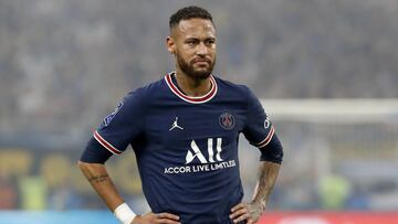 Neymar durante el partido que enfrentó al PSG contra el Olympique de Marsella en la Ligue 1.