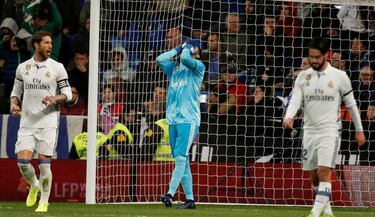 Keylor Navas avoids straight red card