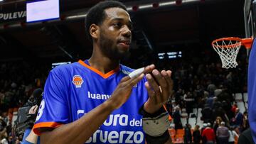 Jordan Loyd of Valencia Basket celebrate a victori during Liga Endesa Regular Season Round 17 match between. Valencia Basket v Club Joventut Badalona played at Fuente de San Luis Pavilion. In Valencia, Espain. January 12, 2020.
12/01/2020 ONLY FOR USE IN SPAIN