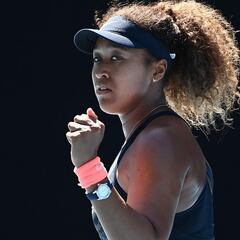 Williams' record-equalling bid on hold after Osaka reaches final