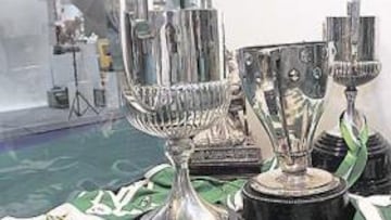 <b>MUY CERCA. </b>Los stands de Espanyol y Betis están colindantes en el Planet Fútbol de la Fira.