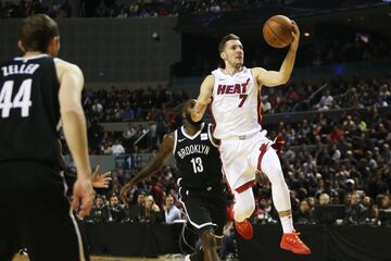 Basketball - NBA Global Games - Brooklyn Nets v Miami Heat - Arena Mexico, Mexico City, Mexico December 9, 2017. Goran Dragic of Miami Heat in action. REUTERS/Edgard Garrido