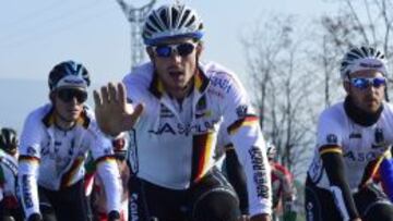 El alem&aacute;n John Degenkolb durante los entrenamientos del combinado germano en Ponferrada (Le&oacute;n).