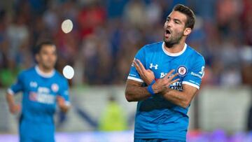 Martín Cauteruccio, Cruz Azul