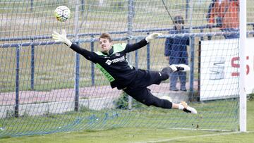 Balasz Megyeri, durante un entrenamiento.
