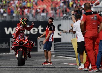 Alegría de Francesco Bagnaia tras conseguir su cuarta victoria consecutiva. La última en San Marino.