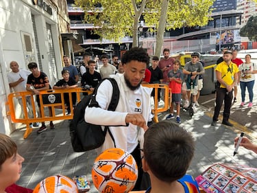 Corberán incluye al central Alejando Panach en la lista para el Villarreal