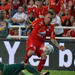 América iguala antes del duelo con Jaguares por el descenso