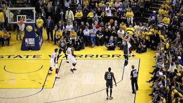 OAKLAND, CA - JUNE 03: Stephen Curry #30 of the Golden State Warriors shoots a three pointer against the Cleveland Cavaliers in Game 2 of the 2018 NBA Finals at ORACLE Arena on June 3, 2018 in Oakland, California. NOTE TO USER: User expressly acknowledges