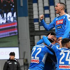 Agónico triunfo del Nápoles para acabar con su crisis