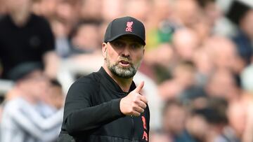 Jürgen Klopp en un partido de Liverpool en rueda de prensa.