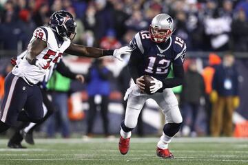 La defensa de los Texans continuó presionando a Brady. Tras la intercepción los Patriots sólo lograron hacer que Houston empezara su siguiente ataque en su propia yarda 2.