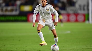 Aug 19, 2022; Carson, California, USA; Los Angeles Galaxy midfielder Riqui Puig (6) controls the ball against the Seattle Sounders during the second half at Dignity Health Sports Park. Mandatory Credit: Gary A. Vasquez-USA TODAY Sports