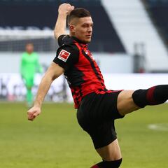 Jovic no levanta el vuelo