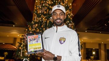 Khalid, con la portada de su hazaña ante River.
