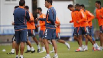 Sergio Lobera, en un entrenamiento de Las Palmas.