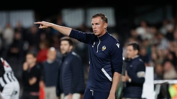 05/05/25 PARTIDO SEGUNDA DIVISION
CASTELLON - SPORTING DE GIJON
ENTRENADOR JOHAN PLAT