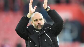 FA008. Southampton (United Kingdom), 15/04/2017.- Manchester manager Pep Guardiola celebrates after winning 3-0 against Southampton during the English Premier League game between Southampton FC and Manchester City at St Marys stadium in Southampton, Britain, 15 April 2017. EFE/EPA/FACUNDO ARRIZABALAGA EDITORIAL USE ONLY. No use with unauthorized audio, video, data, fixture lists, club/league logos or 'live' services. Online in-match use limited to 75 images, no video emulation. No use in betting, games or single club/league/player publications